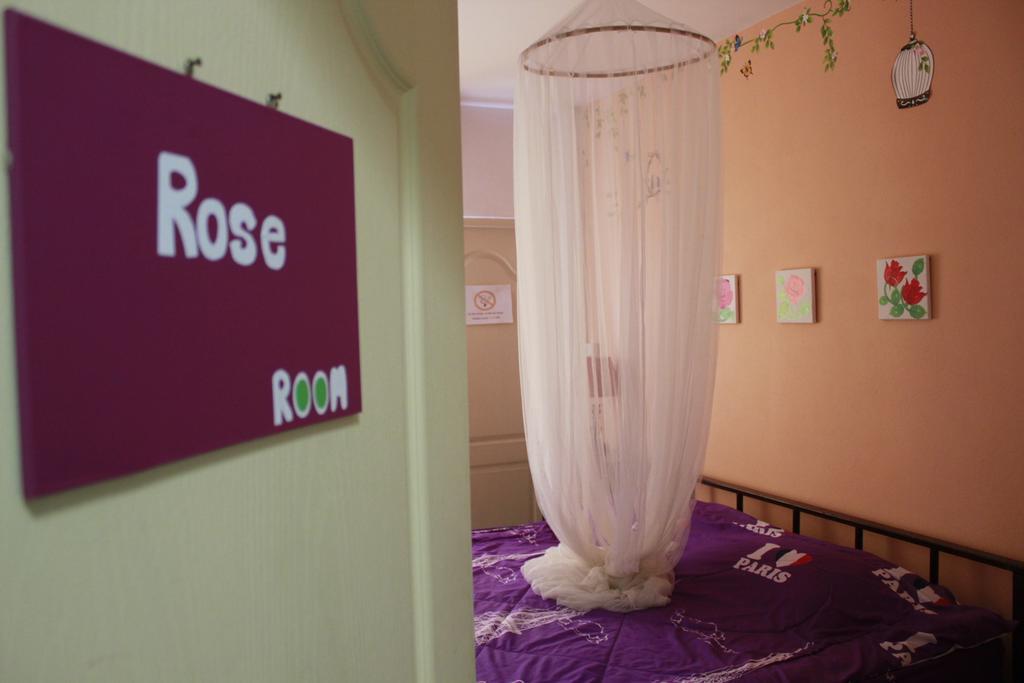 Cm City Hostel Chiang Mai Esterno foto