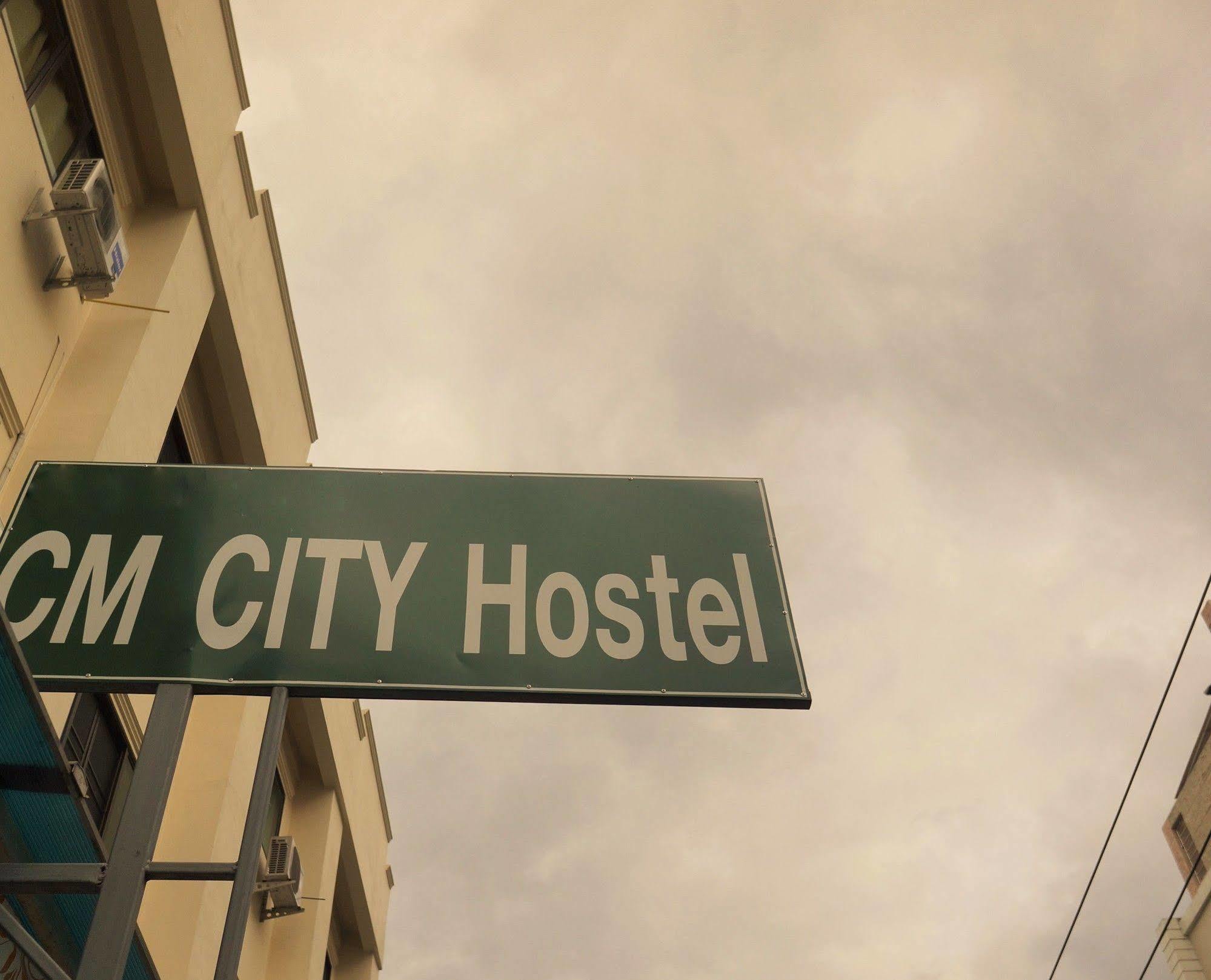 Cm City Hostel Chiang Mai Esterno foto